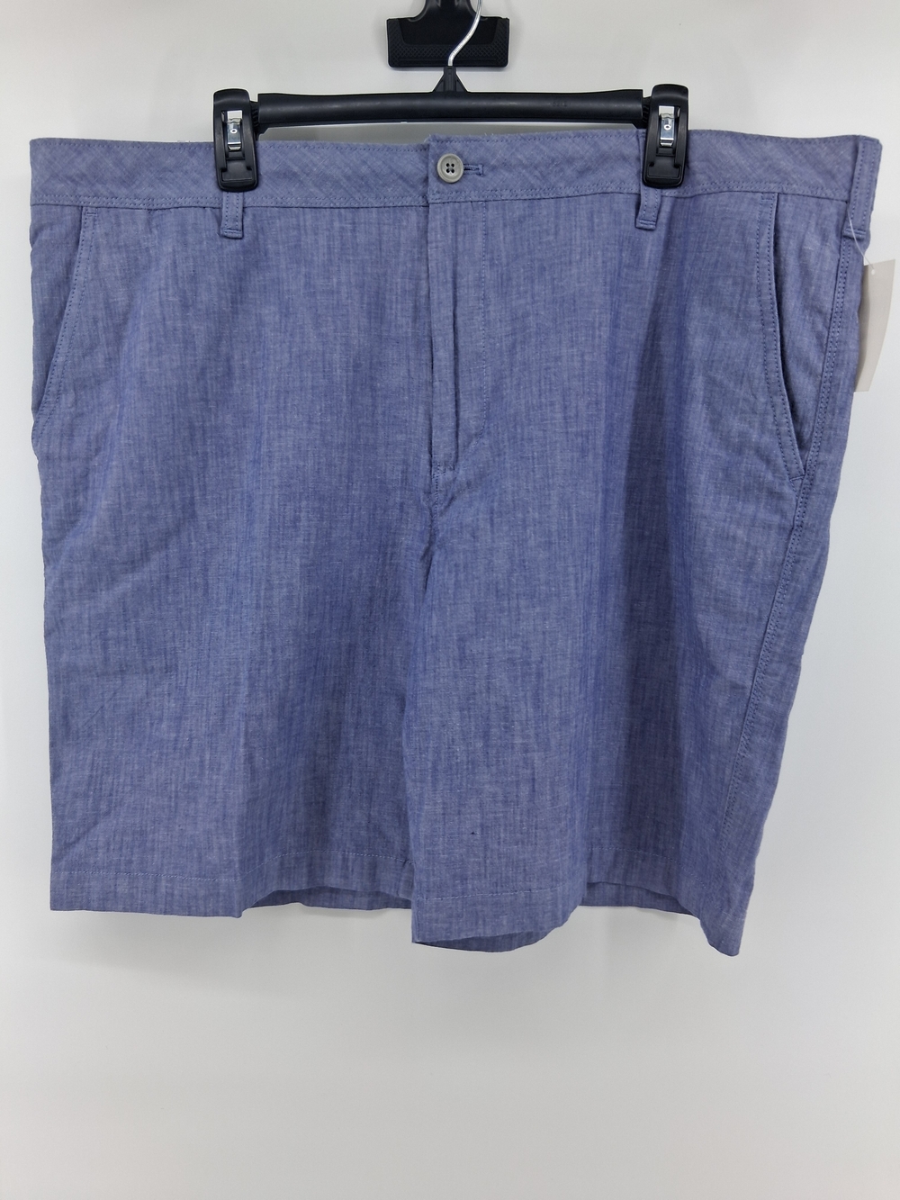 Izod Men's Light Blue Flat Front Chambray Shorts
